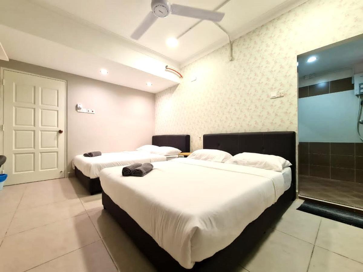 Penginapan4U Near Gurney Paragon George Town Esterno foto