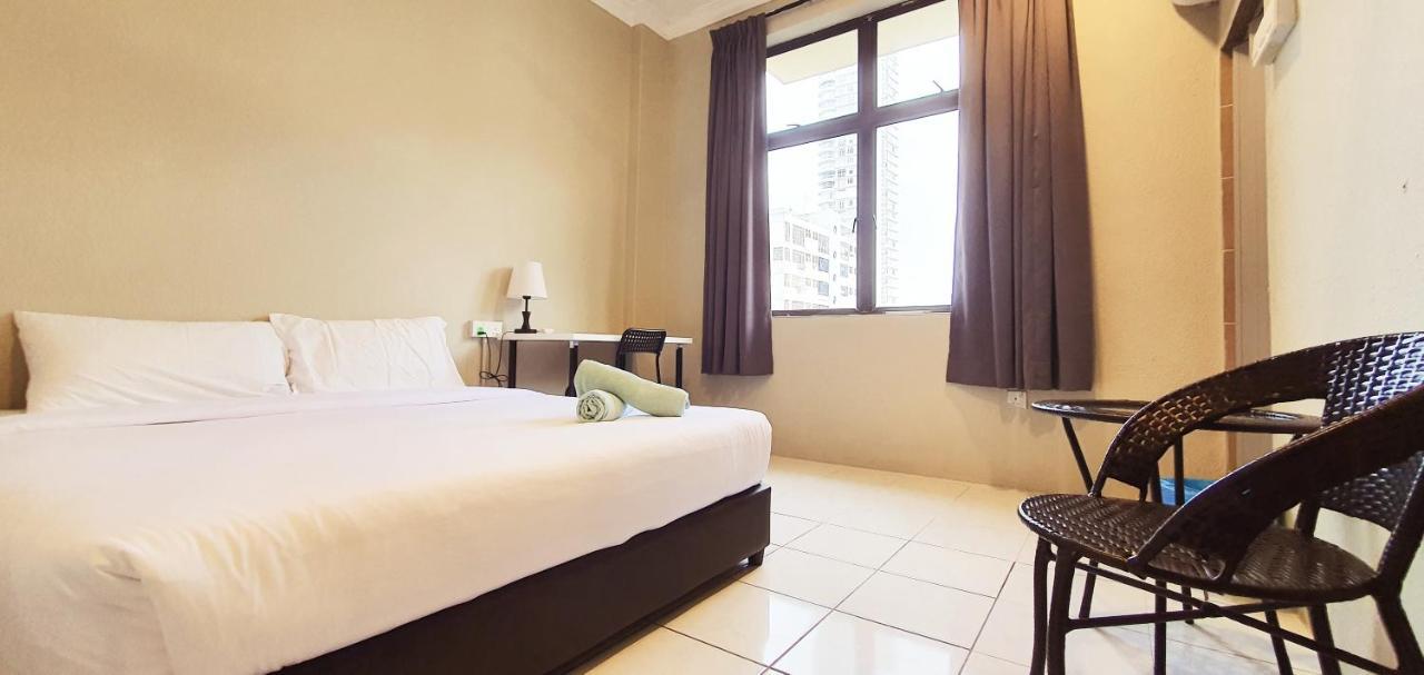 Penginapan4U Near Gurney Paragon George Town Esterno foto