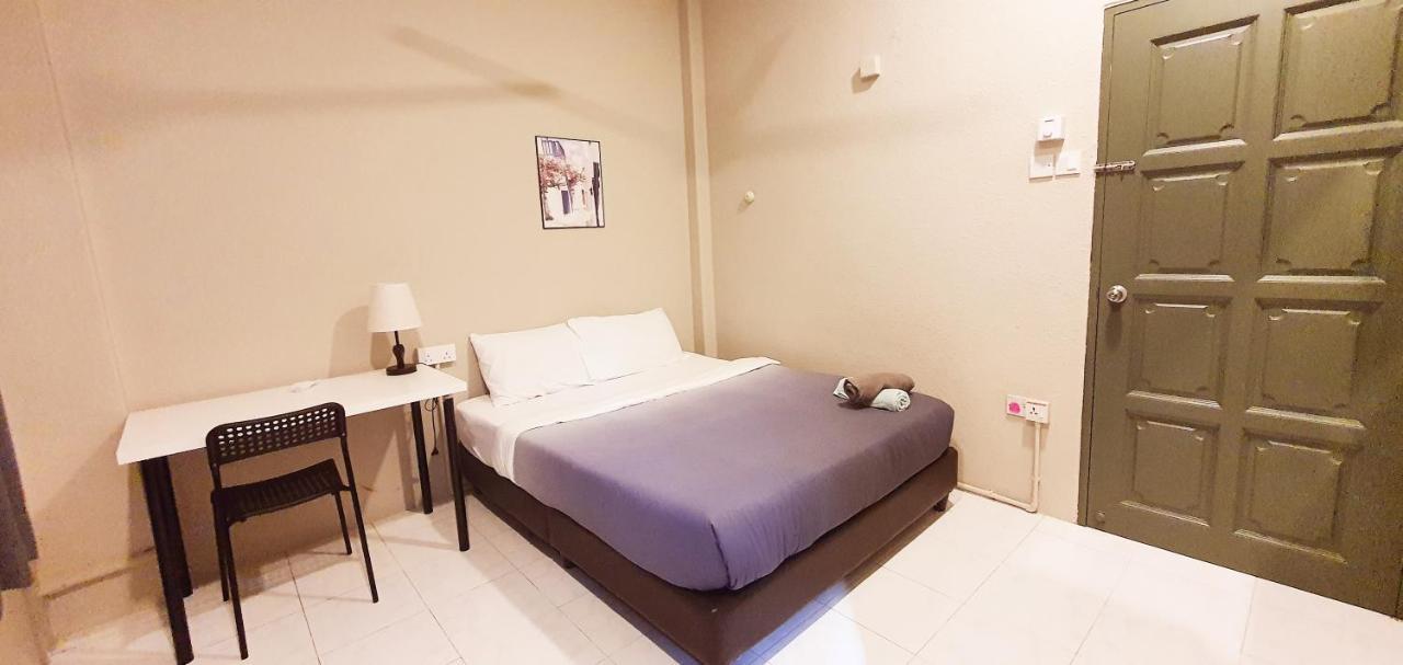 Penginapan4U Near Gurney Paragon George Town Esterno foto